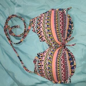 Victoria's Secret swimwear bra top. New with out tags. 34C